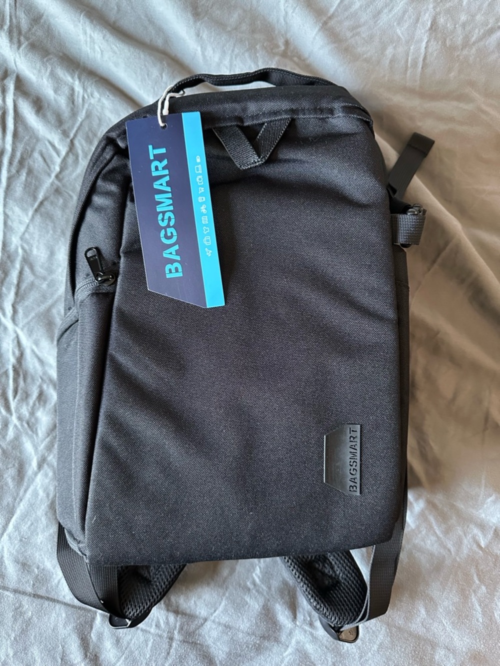 BAGSMART Black Men’s Backpack – Modern Everyday Carry